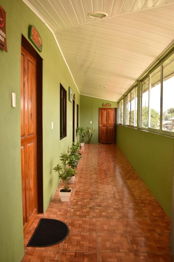 The Corner Airbnb Puerto Jiménez Exterior foto