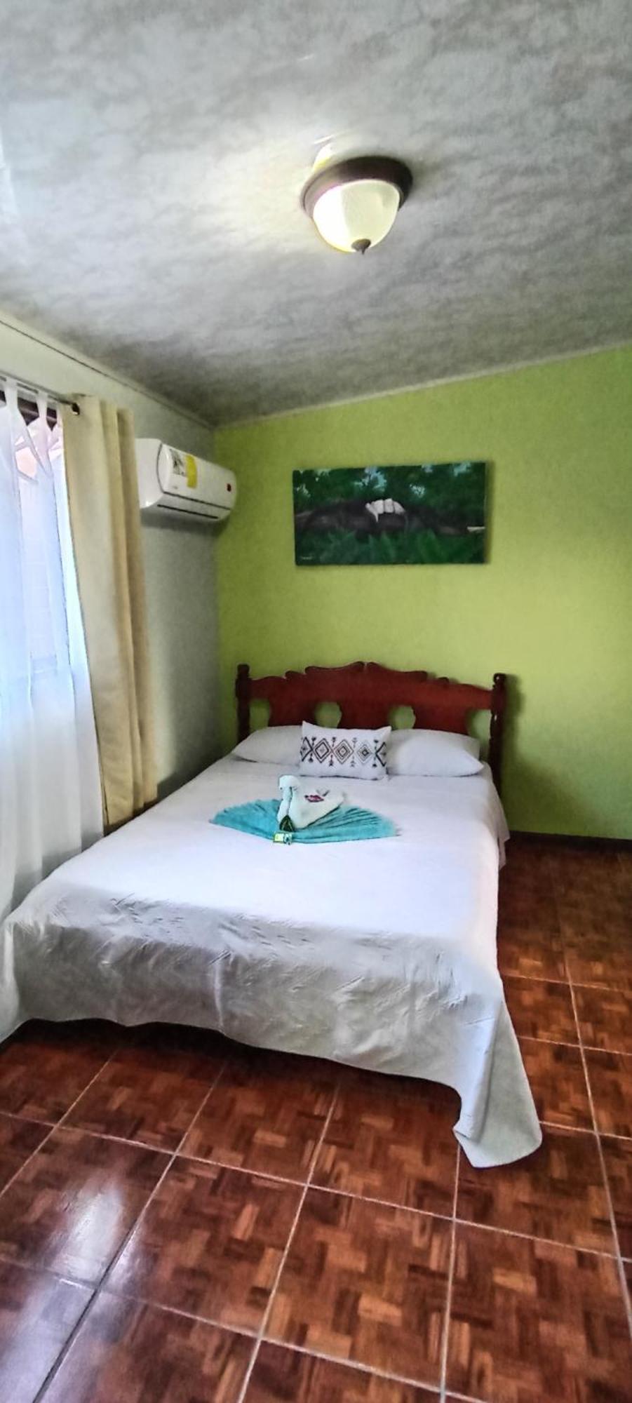 The Corner Airbnb Puerto Jiménez Habitación foto
